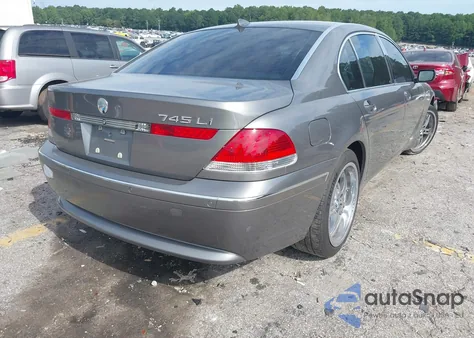 2003 BMW 745 из США, поврежденный, VIN WBAGN634X3DR09097